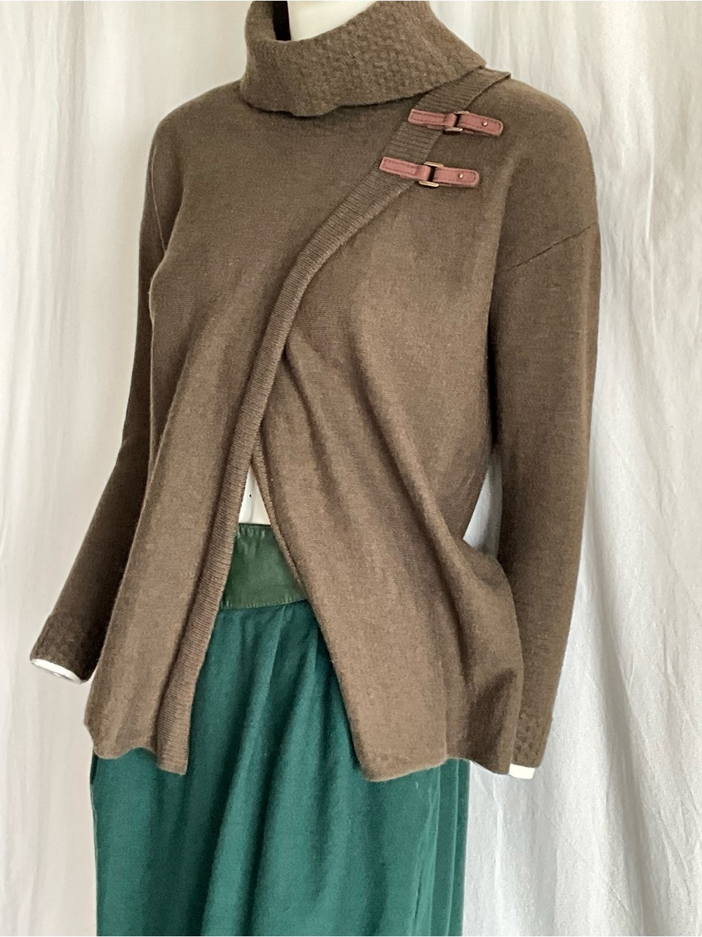 Ellen Tracy 100% Merino Wool Asymmetrical Wrap Sweater Olive M Buckle